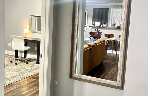 Steele Creek House | Cheerful & Spacious 4bed 3bath Home
