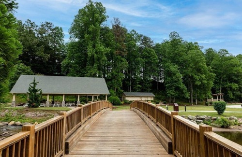 Lake Lure Condo | Club Wyndham Resort at Fairfield Mountains, North Carolina, 1 Bedroom Suite