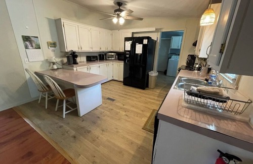 Carteret County House | "Coastah" RetreatnJET TUB for 2nFIREPIT/GRILLnFenced YARD nWalk to HADNOT Creek