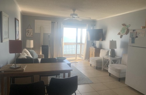 Sneads Ferry Condo | Comfort of home at the beach!