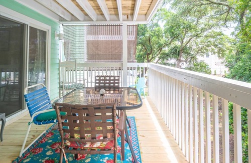 Kure Beach Condo | Condo ∙ 1 bedroom ∙ 4 guests