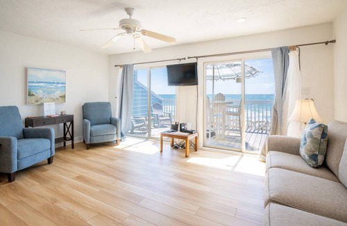 Kure Beach Condo | Condo ∙ 1 bedroom ∙ 4 guests