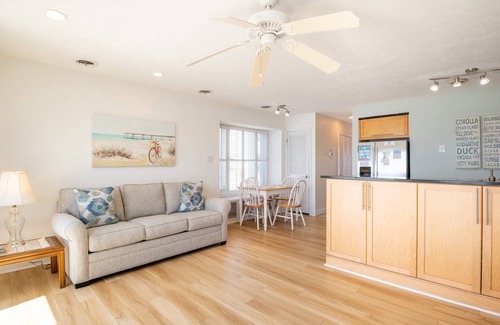 Kure Beach Condo | Condo ∙ 1 bedroom ∙ 4 guests