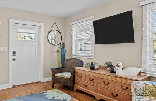Harkers Island Condo | Condo ∙ 2 bedrooms ∙ 6 guests