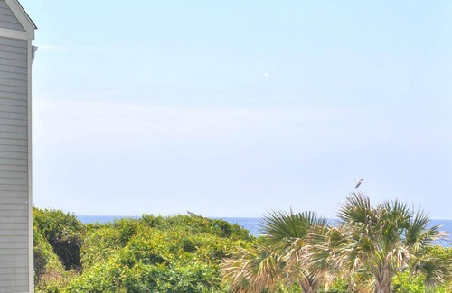 Caswell Beach Condo | Condo ∙ 3 bedrooms ∙ 7 guests