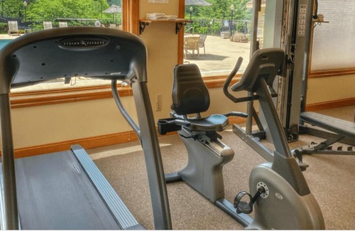 Whittier House | Condo with Stunning Mountain and 6th Green views near Harrahs Cherokee Bryson City