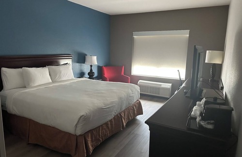 Concord Hotel | Country Inn & Suites by Radisson, Concord (Kannapolis), NC