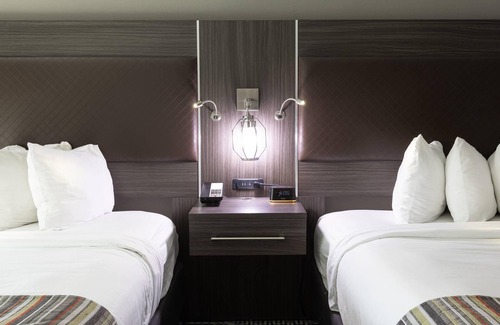 Huntersville Hotel | Country Inn & Suites by Radisson, Lake Norman Huntersville, NC