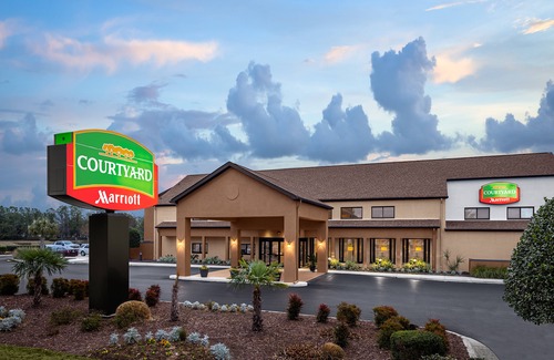 Wilmington Hotel | Courtyard by Marriott Wilmington/Wrightsville Beach