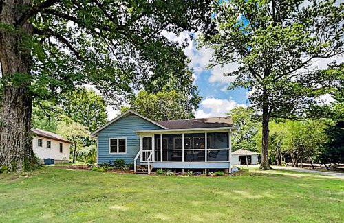 Flat Rock House | Cozy Pines