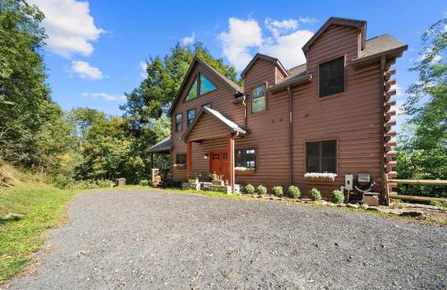 Frank House | Cranberry View Lodge