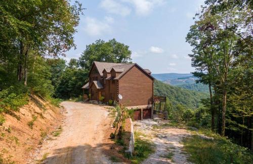 Frank House | Cranberry View Lodge