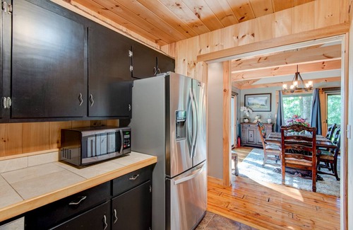 Boone House | Crystal View - Views - Newly Remodeled - Gated Community - Minutes to Boone and Blowing Rock!