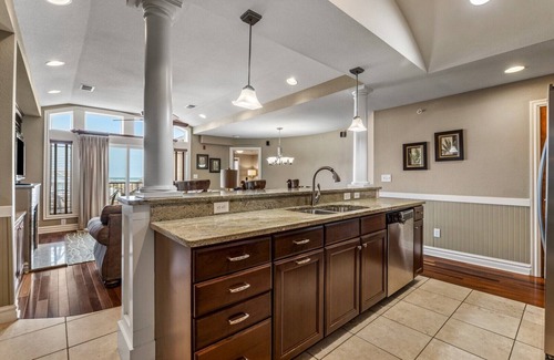 Kill Devil Hills Condo | CSC4L - Surfs Up by First Flight Rentals