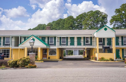 Lincolnton Hotel | Days Inn by Wyndham Lincolnton
