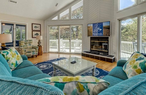 Corolla Light House | Deck-A-Dance | 1550 ft from the beach | Hot Tub, Community Pool | Corolla