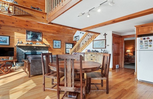 Waynesville Cabin | Deer Ridge - 3 BR, 3 BA, Hot Tub, Firepit