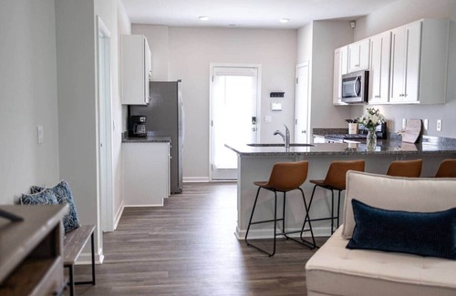 Wilmington House | Dog-Friendly Coastal Retreat