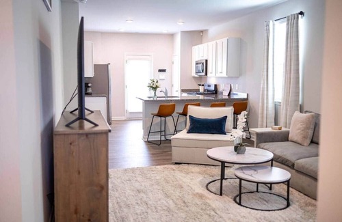 Wilmington House | Dog-Friendly Coastal Retreat