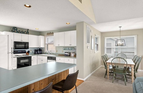 Nags Head House | Dolphin Watch: Oceanside, Village at Nags Head