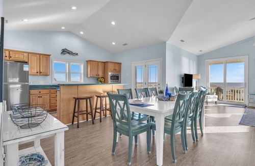 Long Beach House | Down The Shore: Gorgeous, Updated Home with Pool