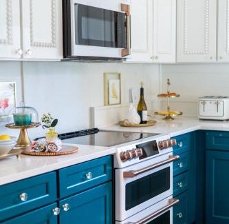 Huntersville House | Eclectic 1906 Farmhouse 2 Acres Hammocks & Charm