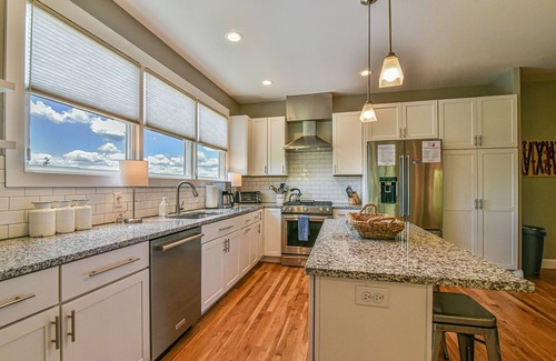 Woodfin House | Elegant Townhome with Blue Ridge Views