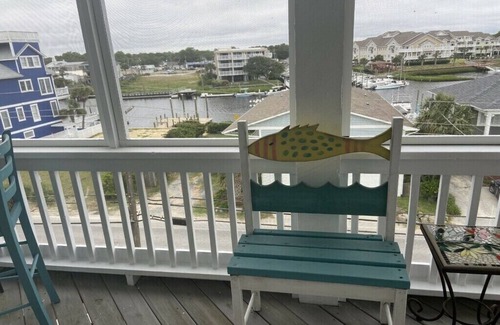 North Carolina Coast Condo | Fabulous Ocean Views-Elevator-3 BR 3 BA Entire Top floor!