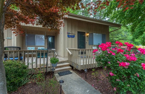 Lake Lure House | Fairway Villa 0405 at Rumbling Bald