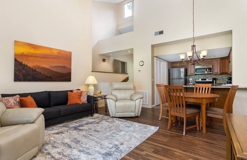 Lake Lure House | Fairway Villa 1501 at Rumbling Bald
