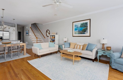 Wilmington Beach House | Family Ocean-View Retreat 4BR/3BA, Like Home!