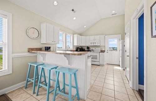 Colington House | Flip Flop 5 Bedroom Semi-Oceanfront Vacation Home, Private Pool, Hot Tub!