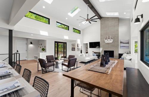Westport House | Fox Run w/Heated Pool & Optional Boat Rental
