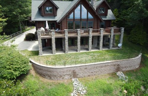 Lenoir House | Good Day Sunshine