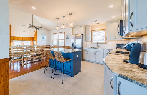 Whalehead Beach House | Graceland