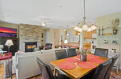 Foscoe Condo | Grand Oaks A1 - Mountain Condo, Echota Gated Resort, Indoor/Outdoor Pools and Hot Tub, Fitness Ar.