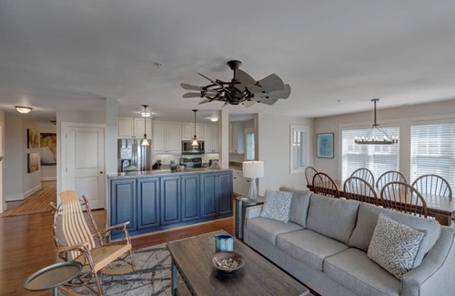 Banner Elk Condo | Grand Oaks RQ3- Mountain Views, Echota on the Ridge Gated Resort, Indoor/Outdoor Pools and Hot Tu.