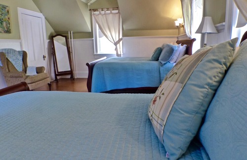 Old Town House | Hale Room at Magnolia Inn 2nd Floor