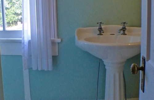 Old Town House | Hale Room at Magnolia Inn 2nd Floor