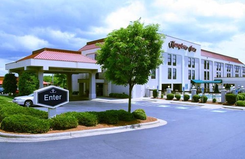 Eden Hotel | Hampton Inn Eden