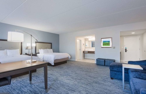 Mount Airy Hotel | Hampton Inn Mount Airy