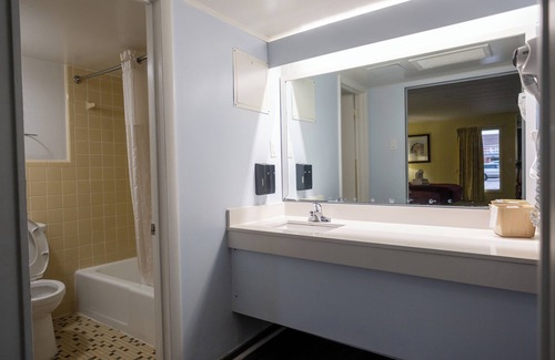Manteo Hotel | Heart of Manteo Motor Lodge