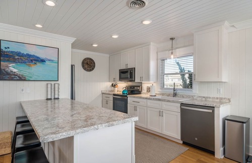 Southern Shores House | Here & Now: Semi-Oceanfront, private pool, hot tub, steps to the beach, two living areas.