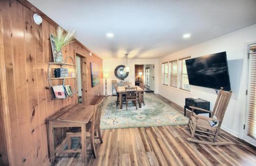 Lake Sequoyah House | Hicks Hideaway