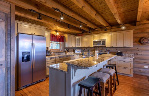 Banner Elk House | Highland Mist Pet Friendly, Beautiful Views, Hot Tub, Game Tables, Winery Close by!
