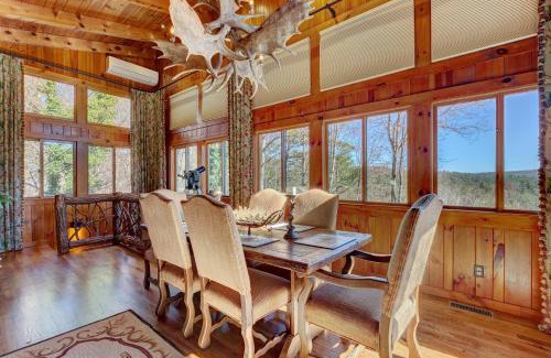 Mirror Lake House | Hilltop Hideaway