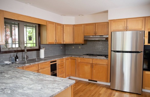 Mill Spring House | Hilltop House at Serenity Ridge, Private Hot Tub + Breathtaking Sunset Views