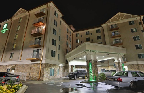 Asheville Hotel | Holiday Inn Express & Suites Asheville Downtown, an Ihg Hotel