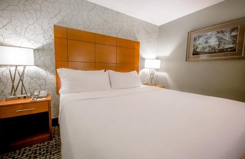 Glenwood South Hotel | Holiday Inn Raleigh Downtown by IHG