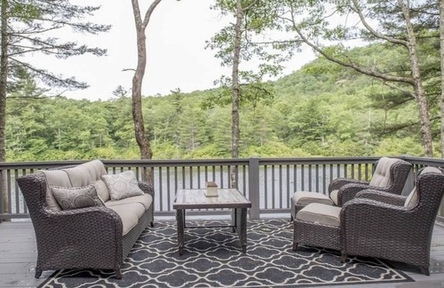Glenville House | Hot Tub! Mountain Cottage* Hike, Bike, Grill, Golf